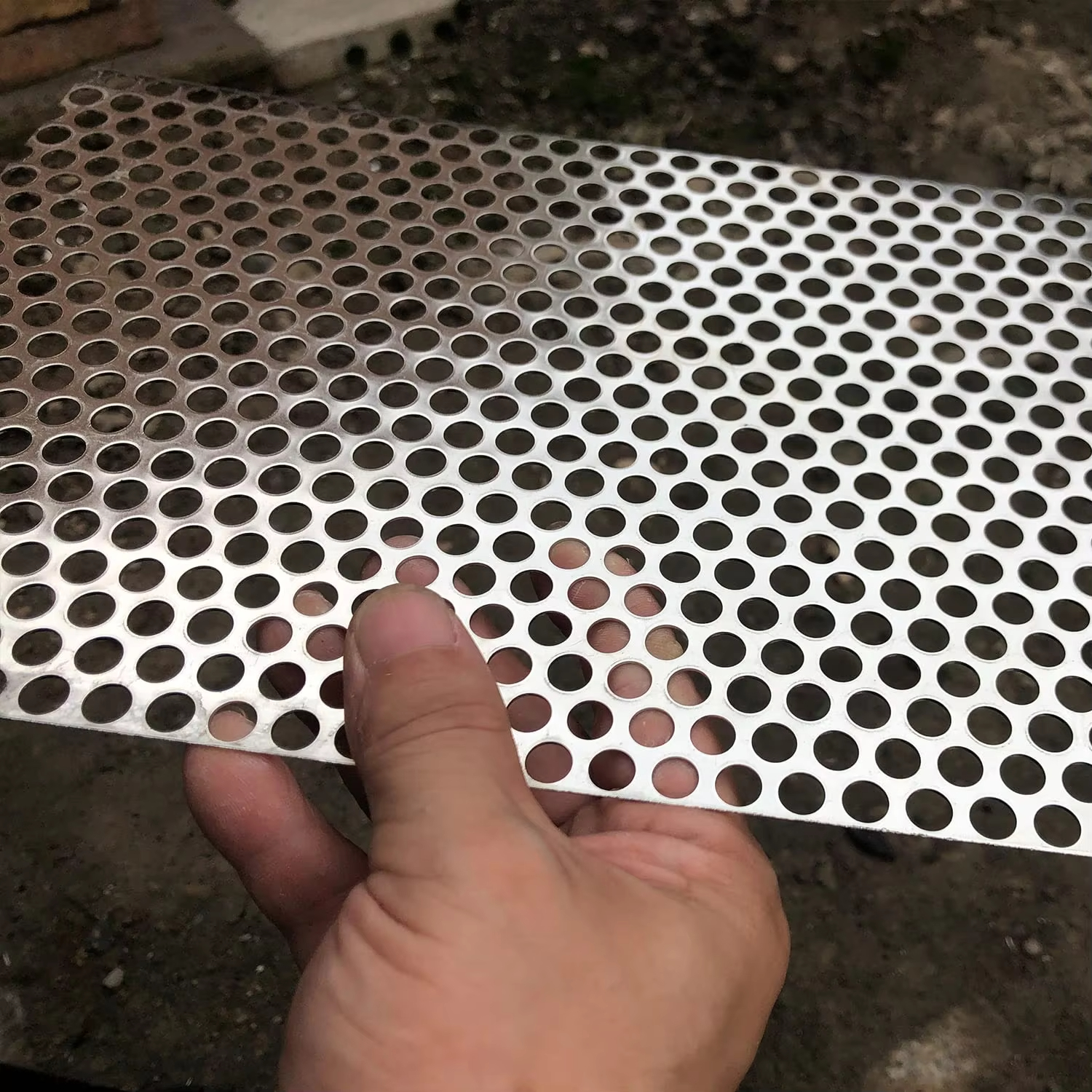 Perforated Metal Mesh: Advantages and Applications