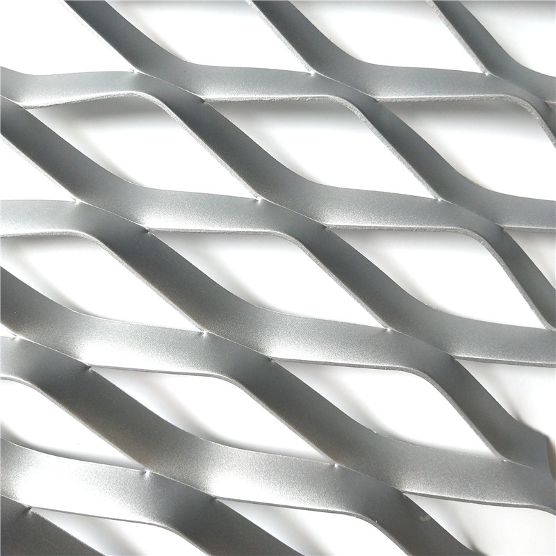 Silver-stainless-steel-stretch-mesh-1